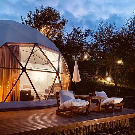 ספנג'ה Phalesia Glamping Otel מראה חיצוני תמונה