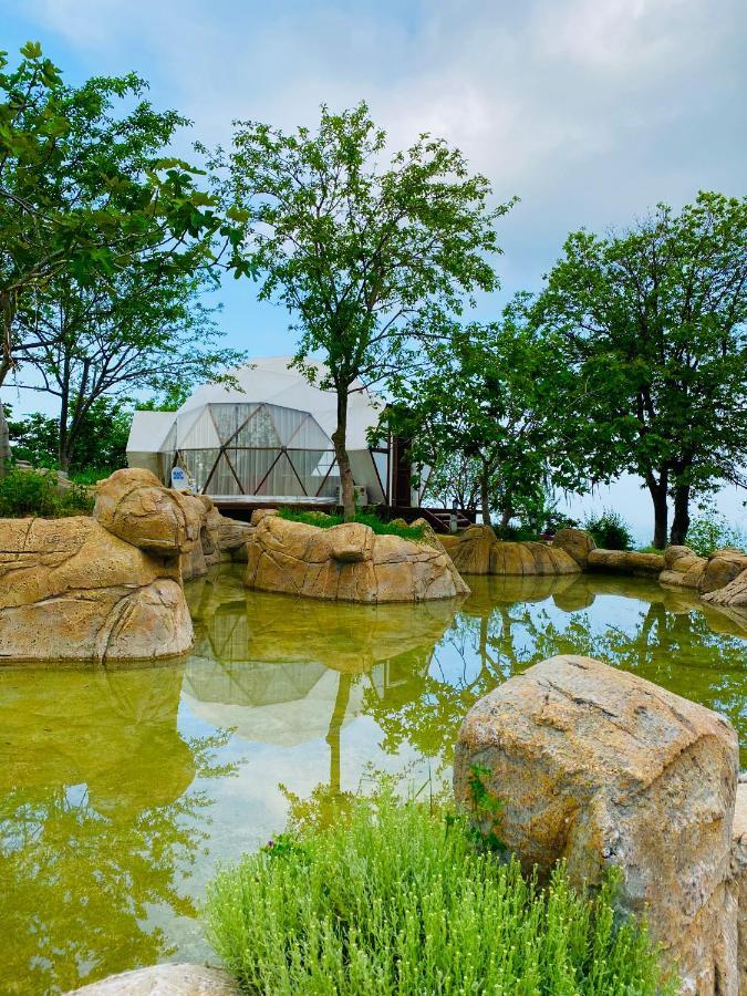 ספנג'ה Phalesia Glamping Otel מראה חיצוני תמונה