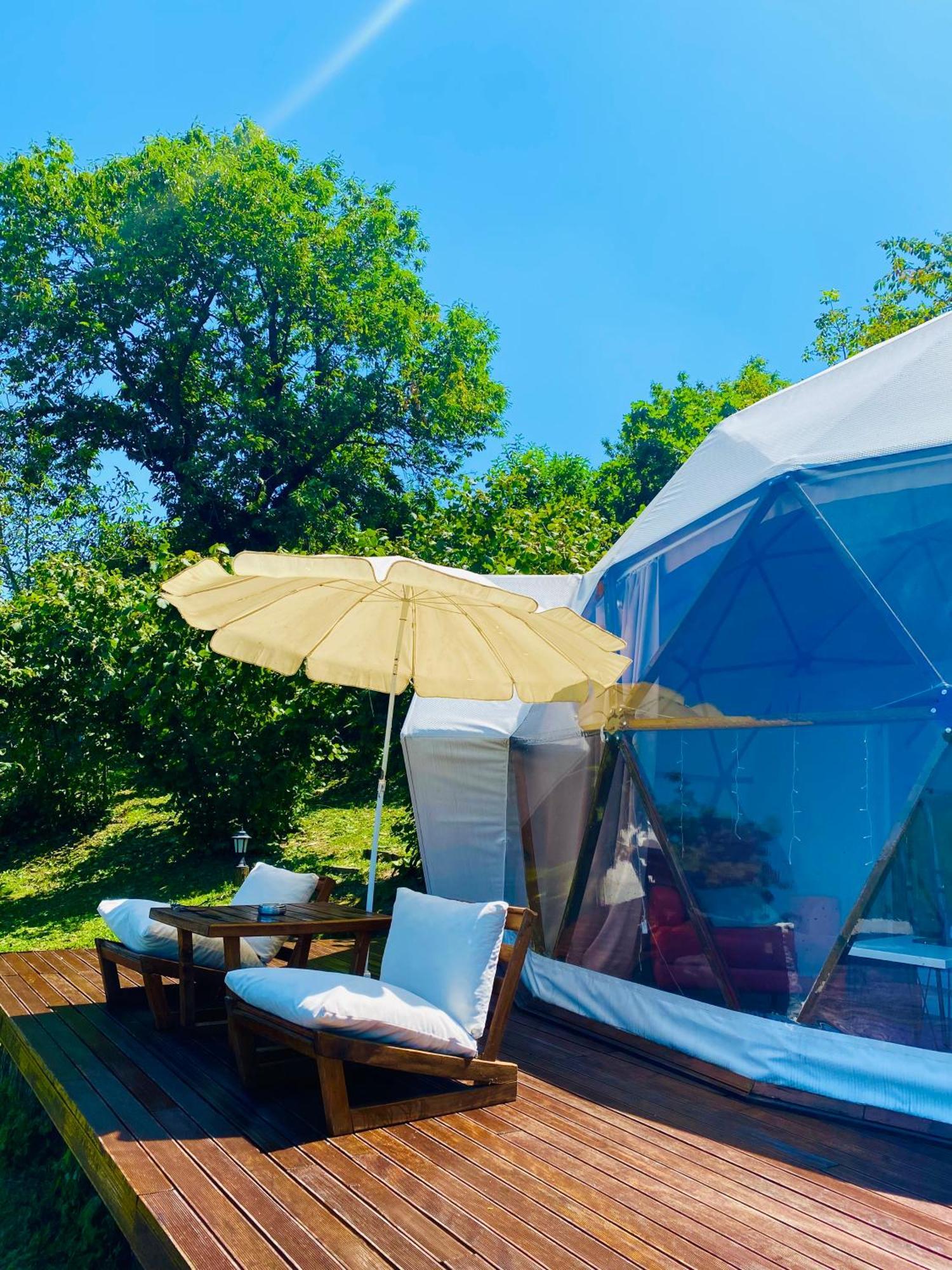 ספנג'ה Phalesia Glamping Otel מראה חיצוני תמונה