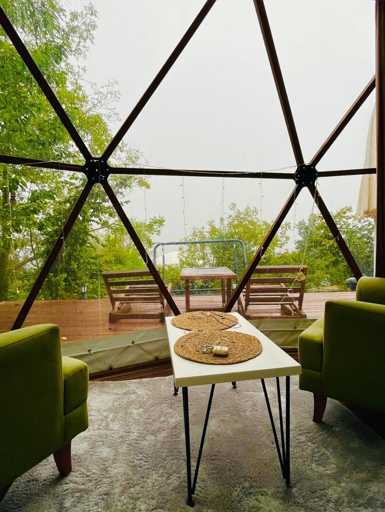 ספנג'ה Phalesia Glamping Otel מראה חיצוני תמונה