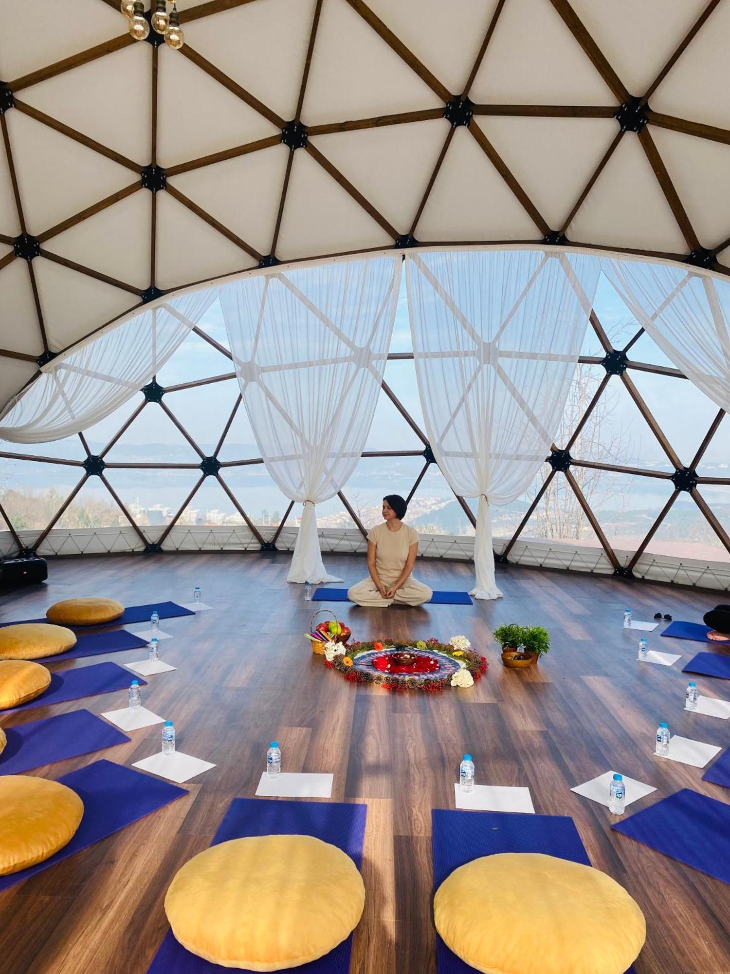 ספנג'ה Phalesia Glamping Otel מראה חיצוני תמונה
